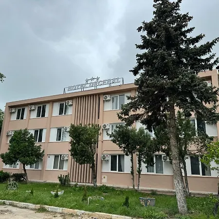 Decebal Pensionat 3*