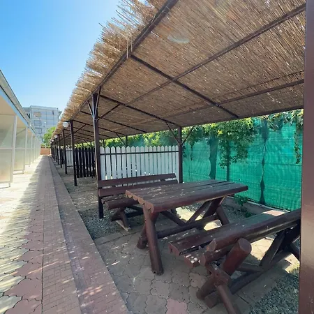 Decebal Pensiune Eforie Nord